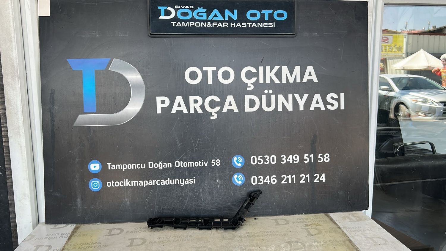 TOYOTA COROLLA ARKA TAMPON BRAKET� ALT SA� 2019- YEN�